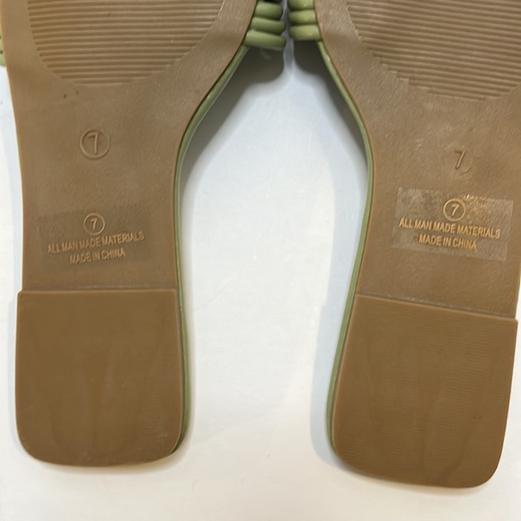 Olivia Ferguson LANEY Sage Green Slides Flats Size 6 - Picture 7 of 7
